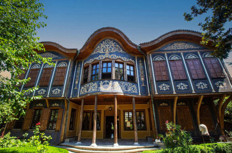 Avropanın ən qədim şəhəri: Həm ucuz, həm də təhlükəsiz (FOTO)